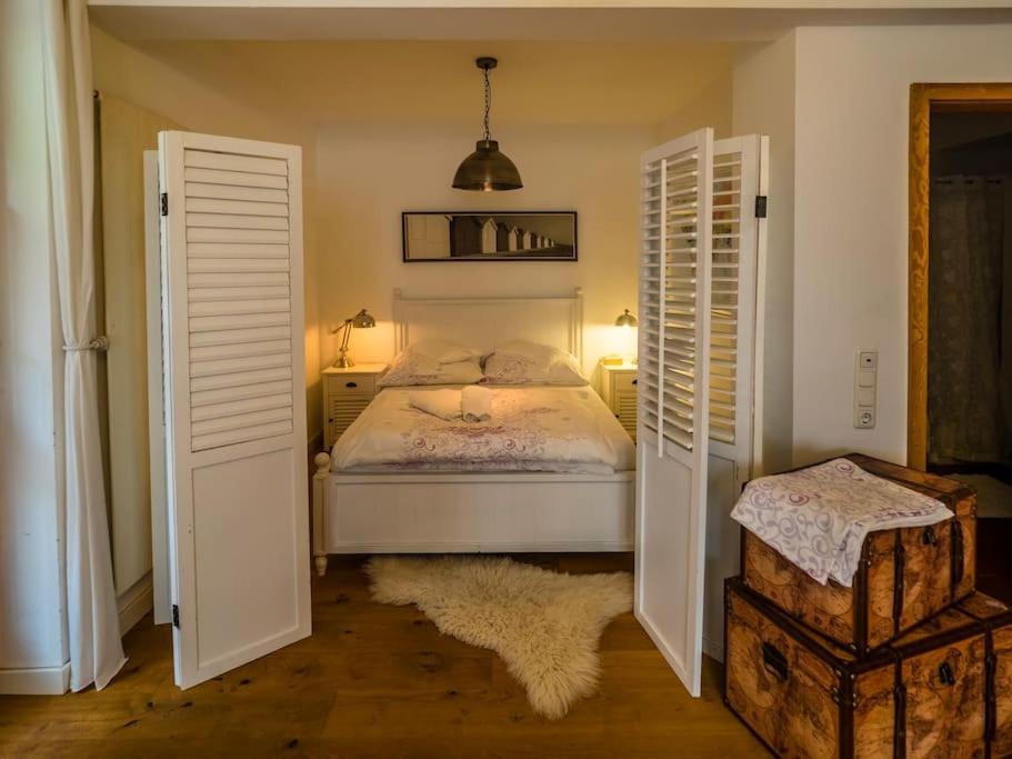 Einliegerwohnung In Einer Muehle Vor Den Toren Frankfurts, Ideal Fuer Messegaeste Oder Stop Over Dreieich Εξωτερικό φωτογραφία