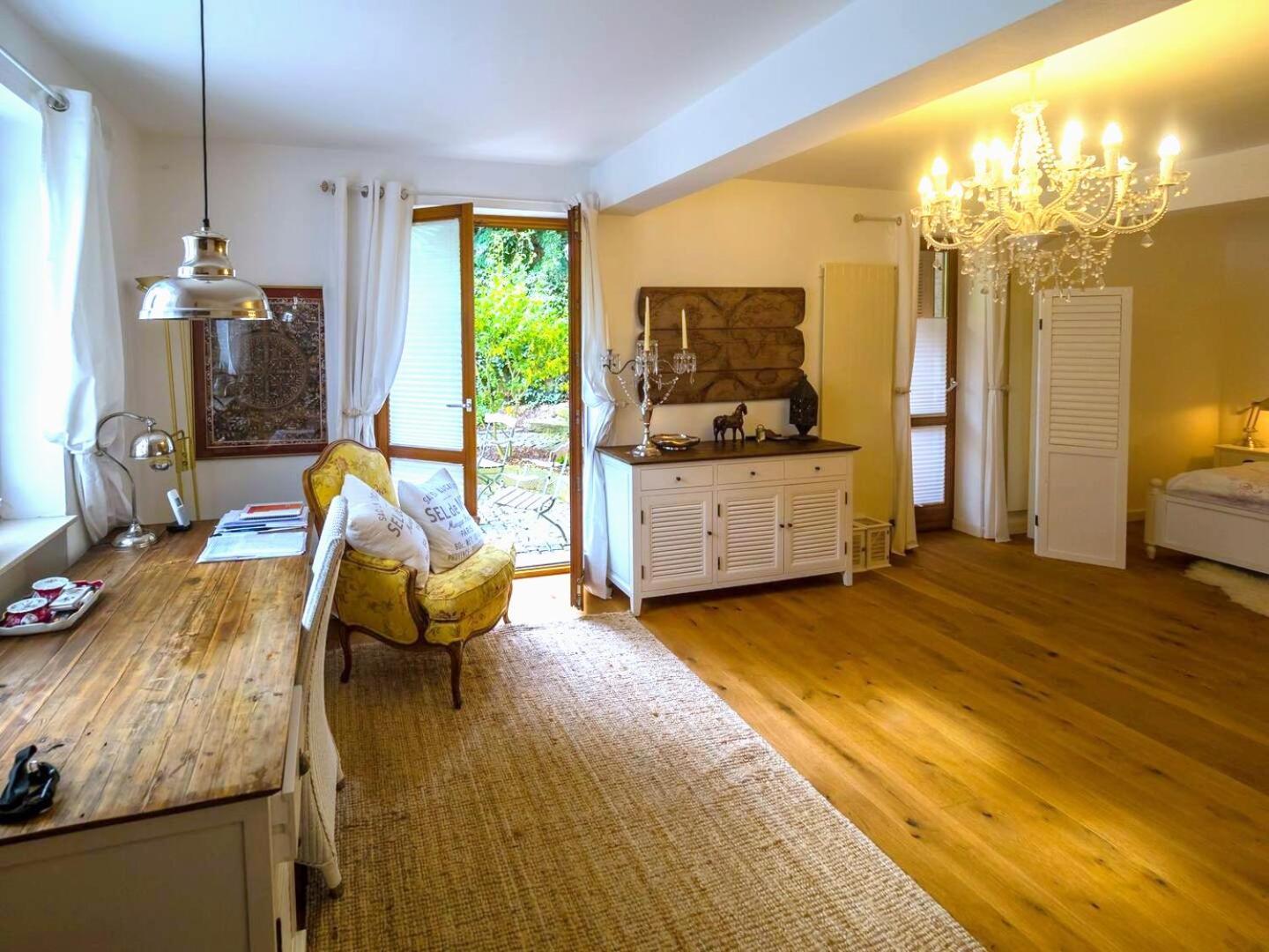 Einliegerwohnung In Einer Muehle Vor Den Toren Frankfurts, Ideal Fuer Messegaeste Oder Stop Over Dreieich Εξωτερικό φωτογραφία