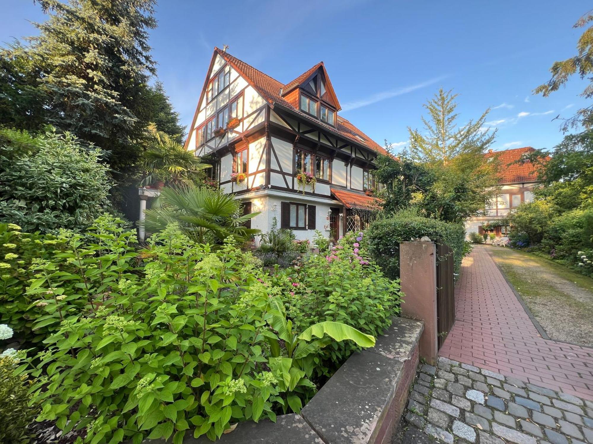 Einliegerwohnung In Einer Muehle Vor Den Toren Frankfurts, Ideal Fuer Messegaeste Oder Stop Over Dreieich Εξωτερικό φωτογραφία