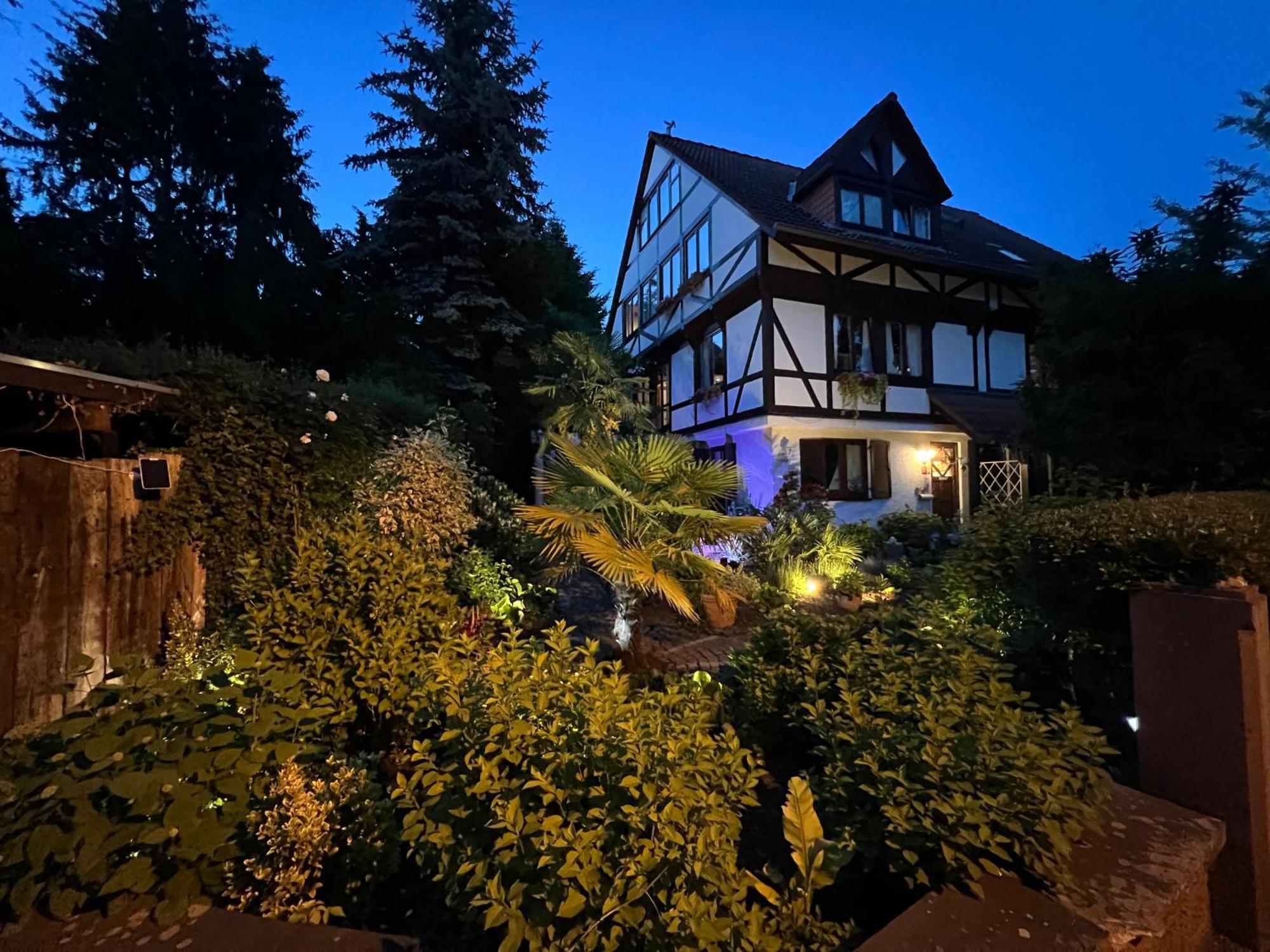 Einliegerwohnung In Einer Muehle Vor Den Toren Frankfurts, Ideal Fuer Messegaeste Oder Stop Over Dreieich Εξωτερικό φωτογραφία